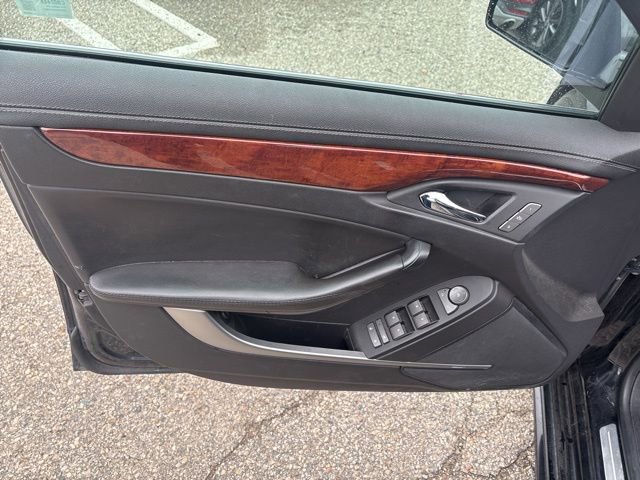 Used 2010 Cadillac CTS Premium image 24