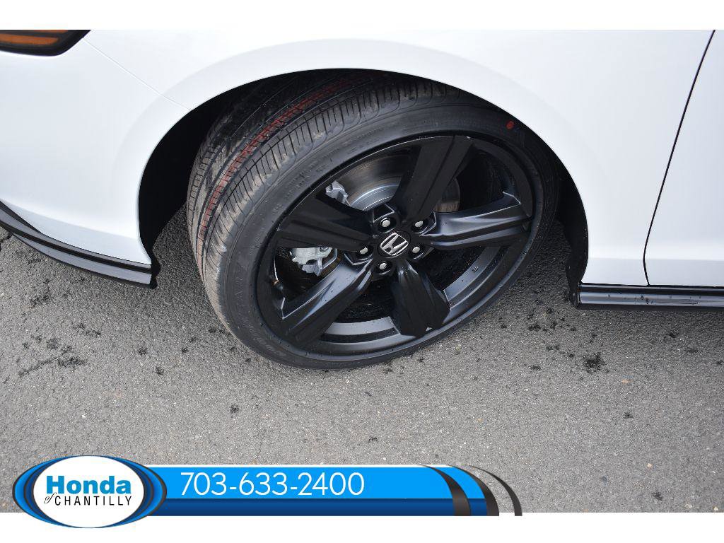 New 2026 Honda Accord Hybrid Sport-L FWD image 34