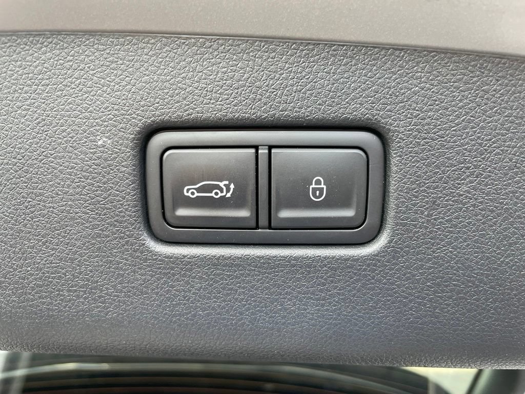 Used 2025 Genesis GV70 2.5T AWD/4WD image 31