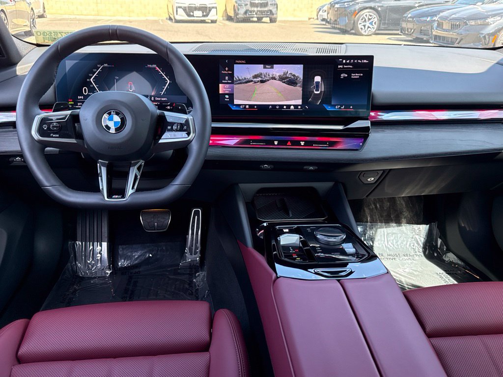 Used 2026 BMW 530i w/ M Sport Package RWD image 31