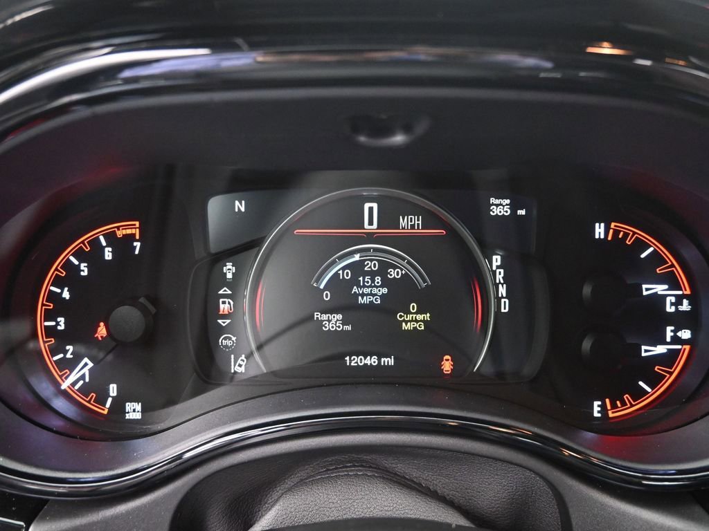 Used 2025 Dodge Durango GT image 38