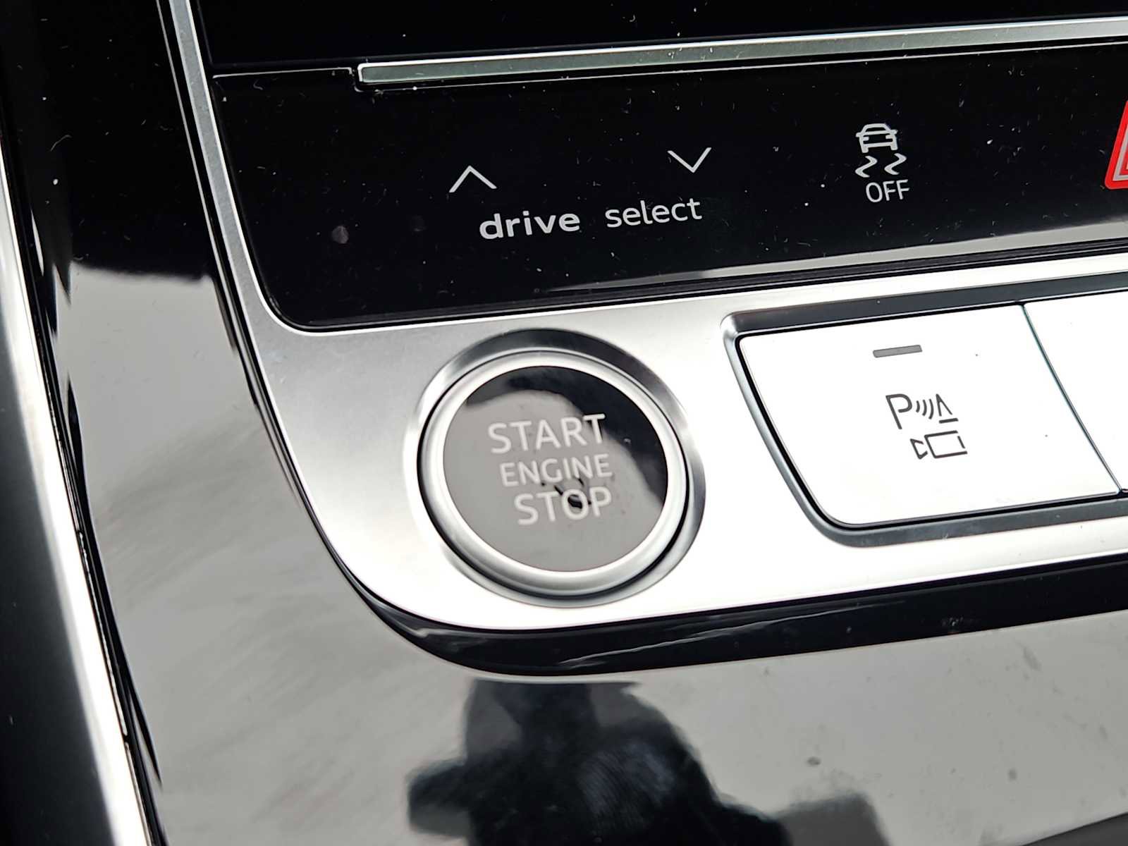 New 2026 Audi Q8 Premium Plus image 18