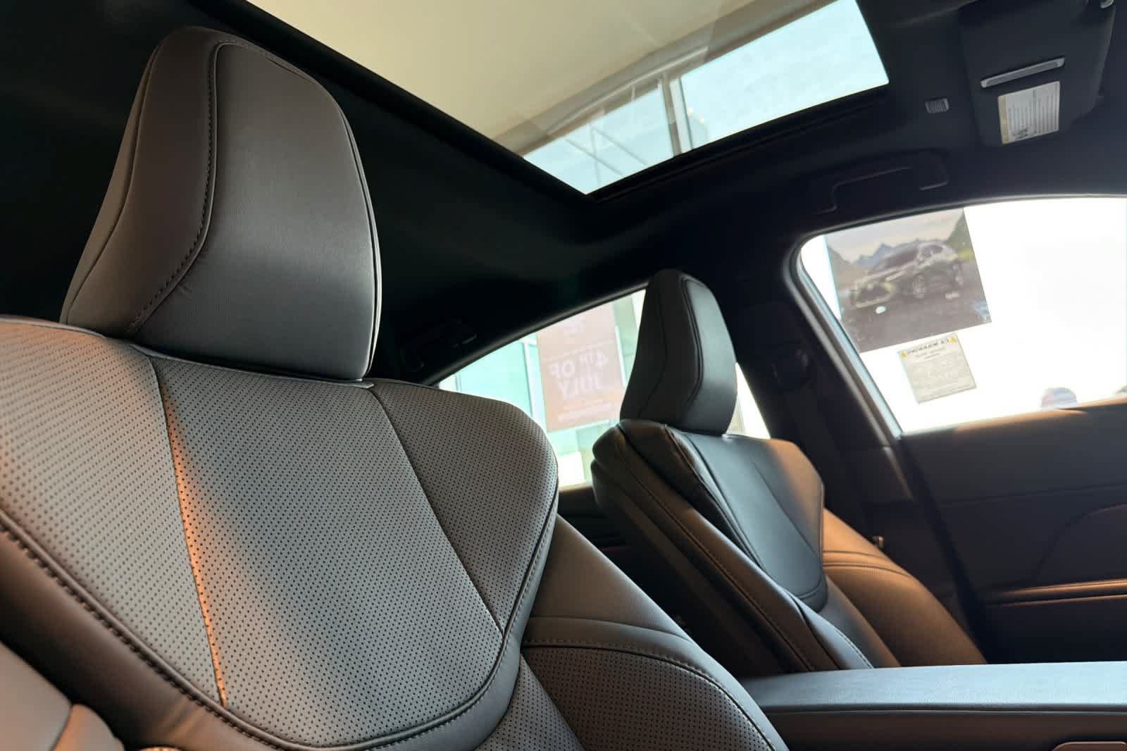 New 2026 Lexus ES 500e AWD/4WD image 15