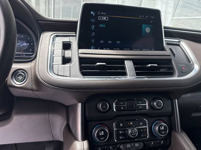 Certified 2023 Chevrolet Suburban Z71 w/ Luxury Package AWD/4WD image 17