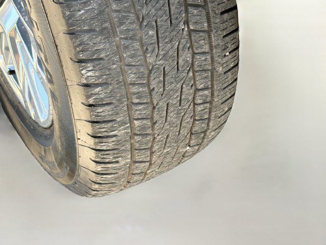 Used 2024 GMC Yukon Denali AWD/4WD image 45