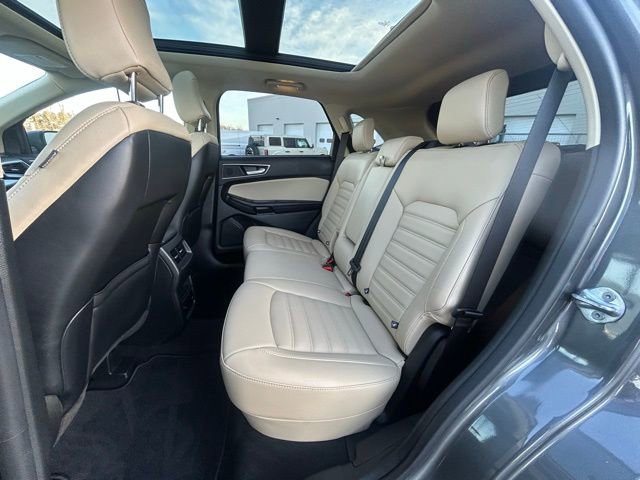 Used 2023 Ford Edge SEL w/ Convenience Package image 18