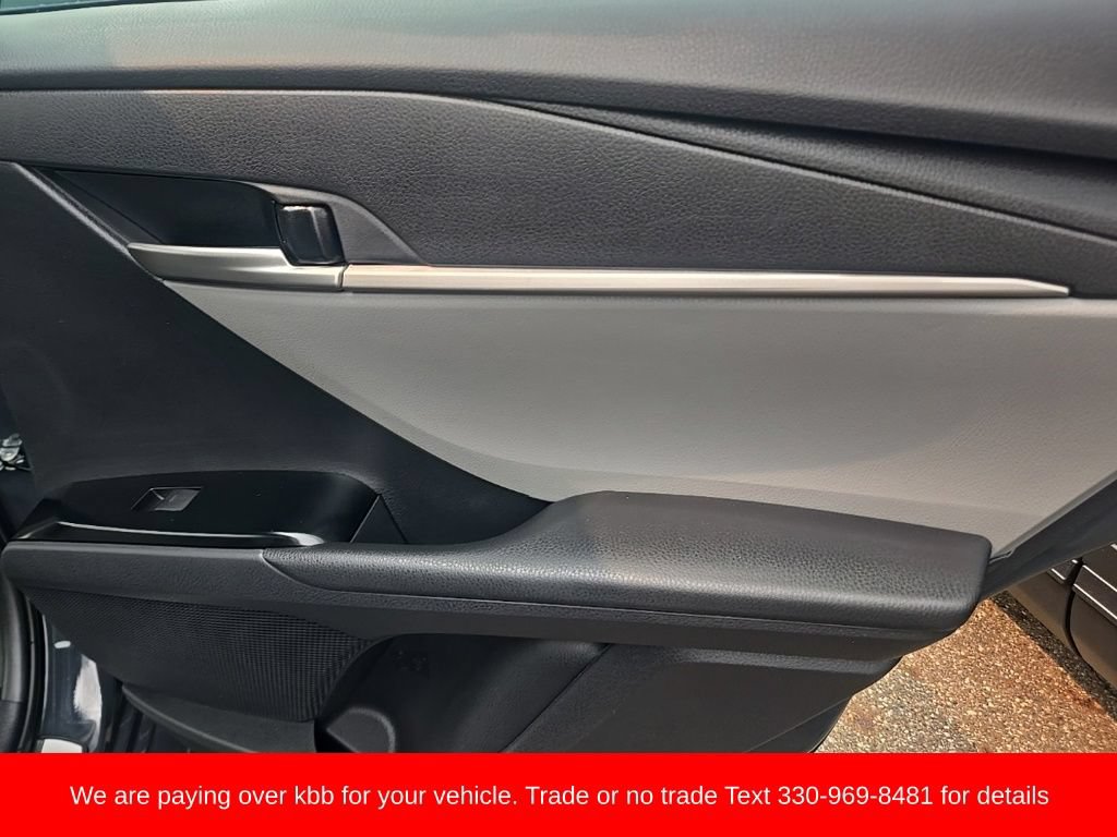 Used 2025 Toyota Camry SE AWD/4WD image 27
