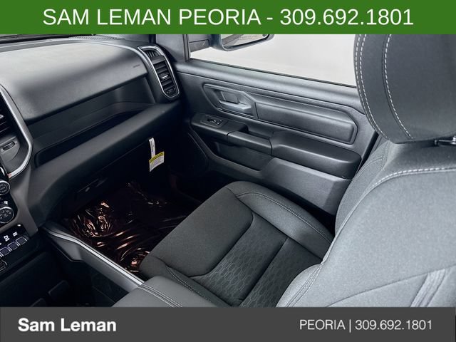 New 2026 RAM 1500 Express AWD/4WD image 21