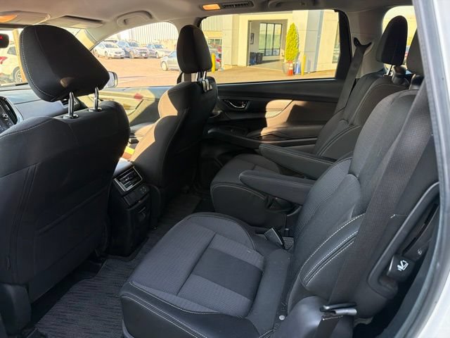 Used 2023 Subaru Ascent Premium w/ Convenience Package AWD/4WD image 5
