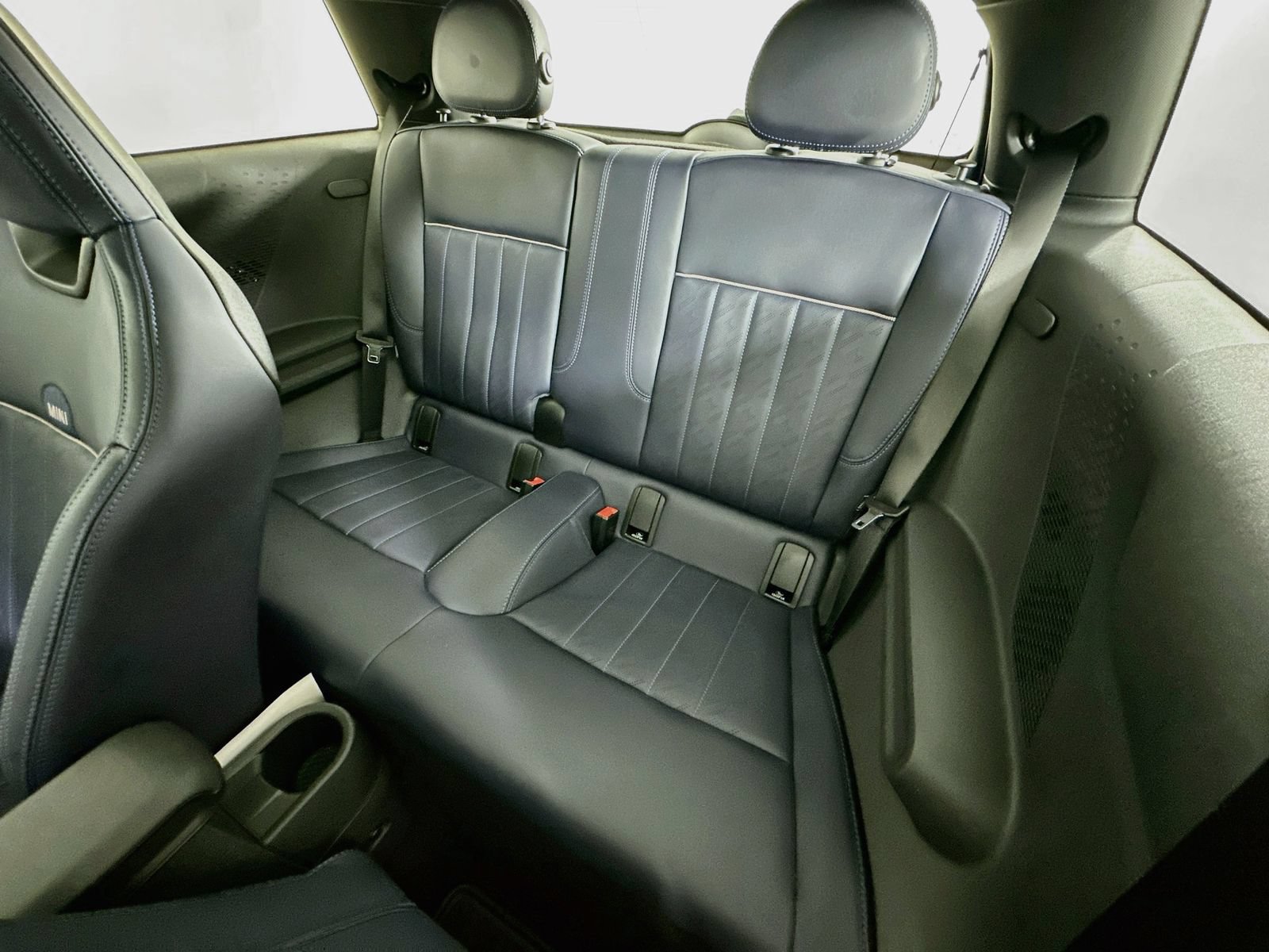 New 2026 MINI Cooper 2-Door Hardtop FWD image 34