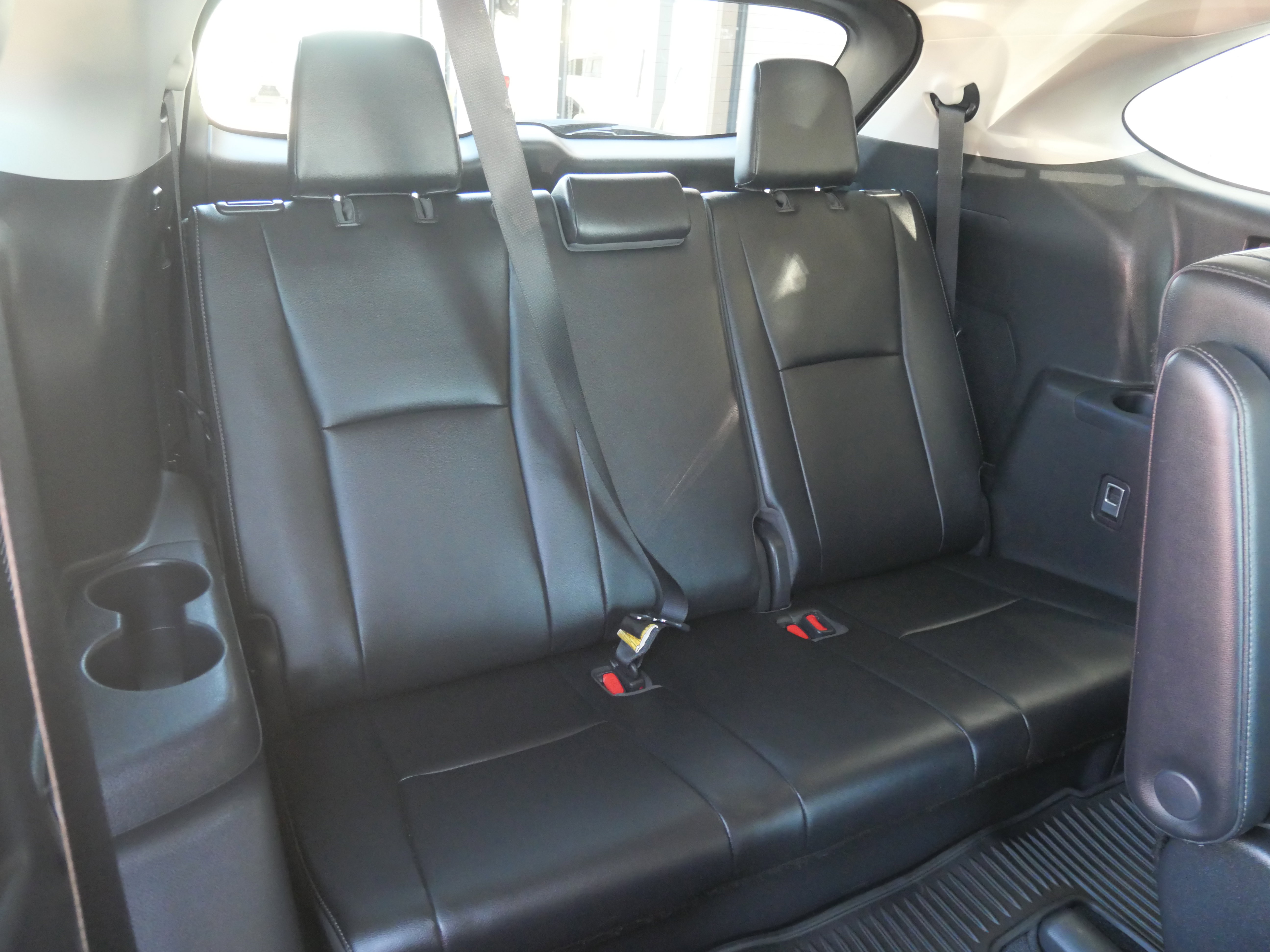 Used 2021 Toyota Highlander Limited image 14