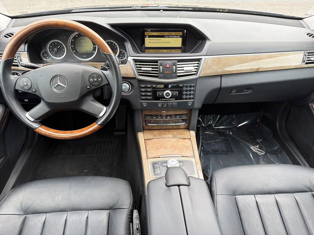 Used 2011 Mercedes-Benz E 350 4MATIC Sedan image 15