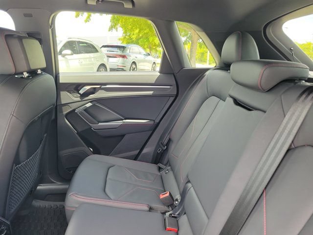 Certified 2025 Audi Q3 2.0T Premium Plus w/ Premium Plus Package AWD/4WD image 11