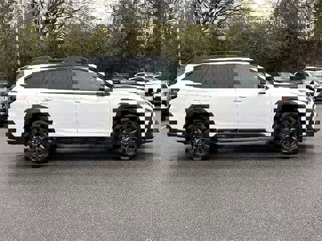 Used 2025 Subaru Outback Onyx Edition w/ Popular Package #2 image 2