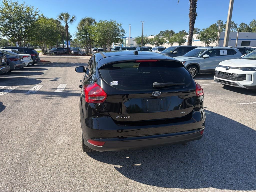 Used 2017 Ford Focus SEL w/ Cold Weather Package image 7