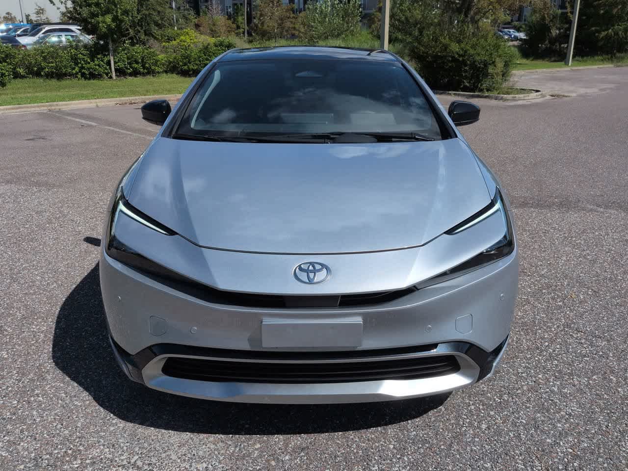 Certified 2026 Toyota Prius Plug-In Hybrid FWD image 9