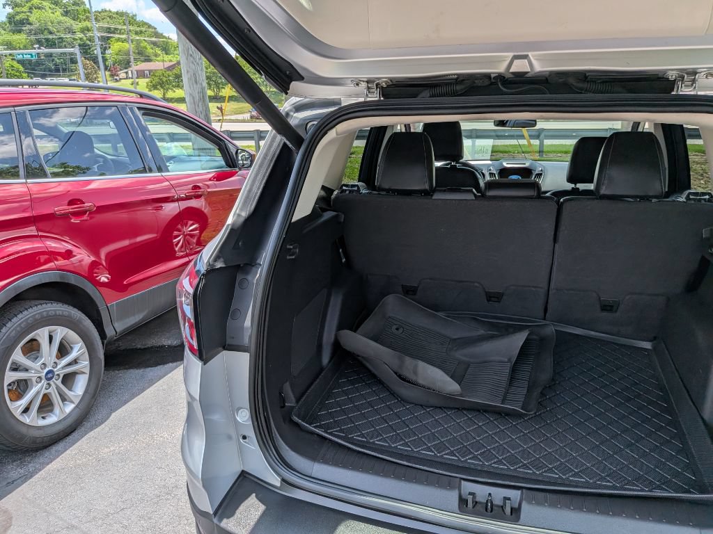 Used 2017 Ford Escape Titanium FWD image 13
