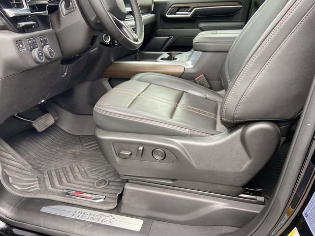 Certified 2025 Chevrolet Silverado 2500 High Country w/ High Country Premium Package AWD/4WD image 13