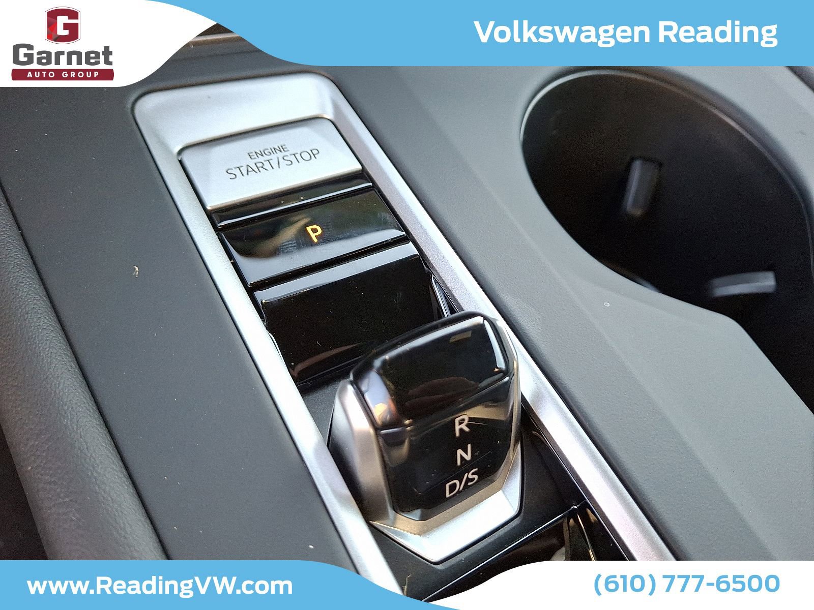 Used 2025 Volkswagen Atlas Cross Sport SE image 11