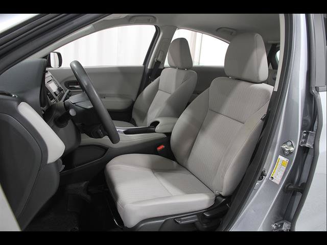 Used 2017 Honda HR-V LX image 5