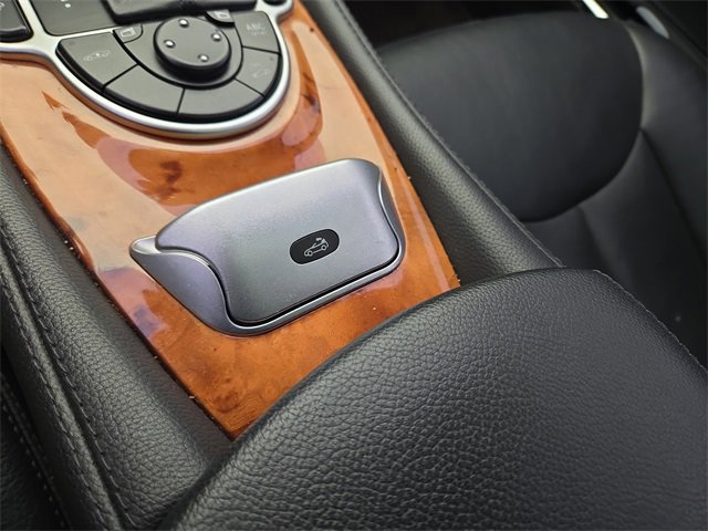 Used 2007 Mercedes-Benz SL 550 image 16