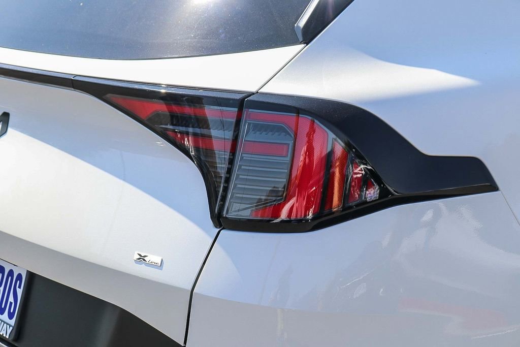 Certified 2026 Kia Sportage X-Line AWD/4WD image 10