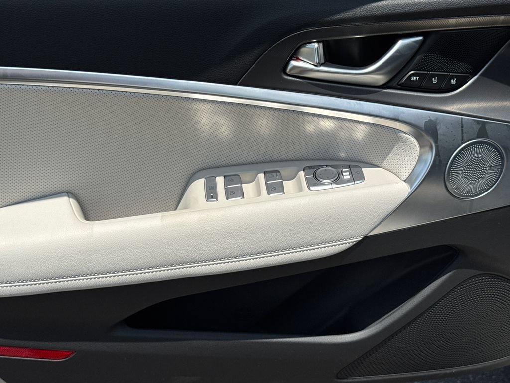 New 2026 Genesis G70 3.3T Sport Prestige RWD image 12
