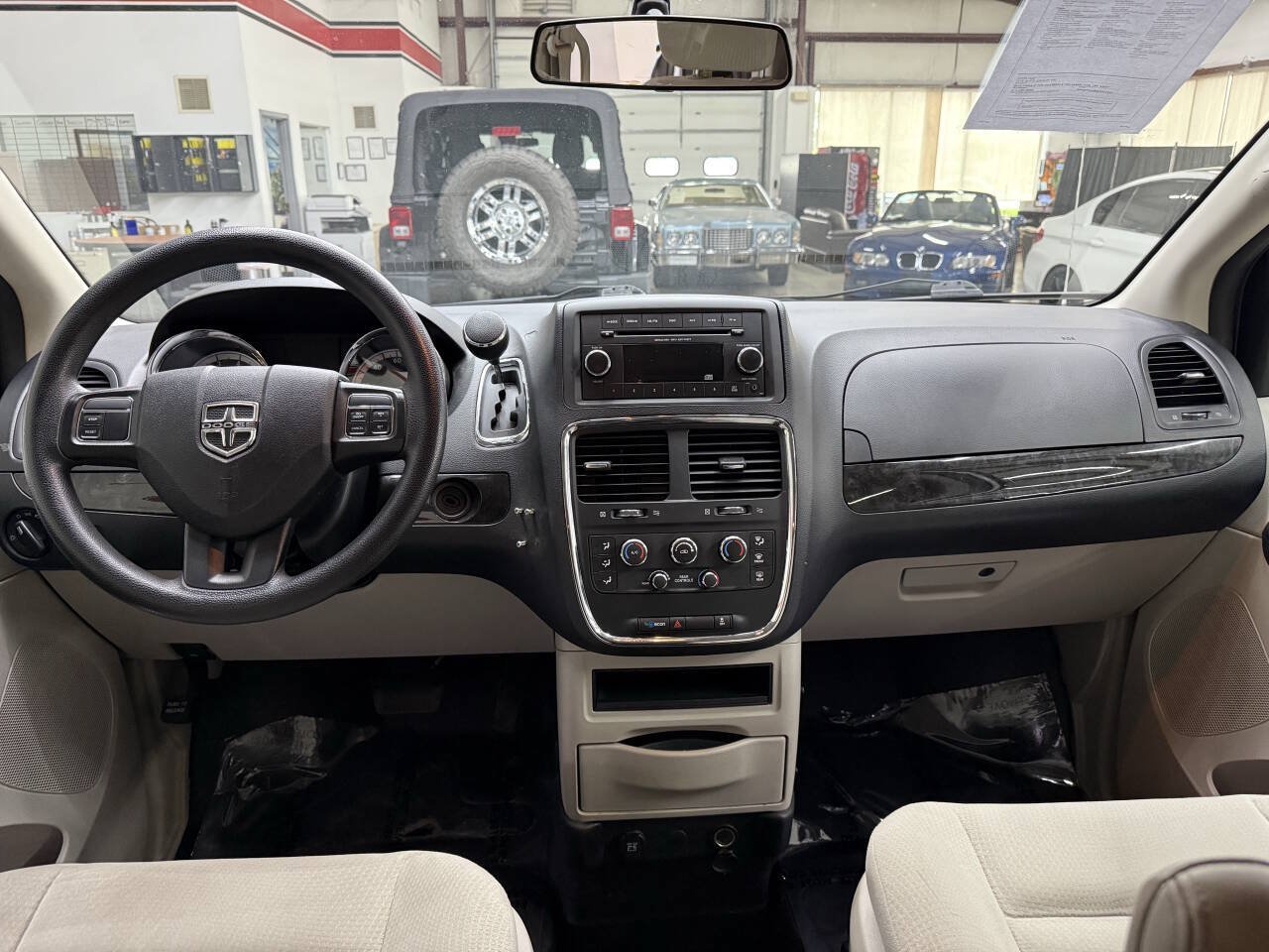 Used 2015 Dodge Grand Caravan SE w/ Quick Order Package 29E SE FWD image 20