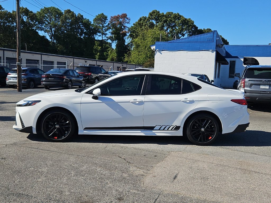 Used 2025 Toyota Camry LE FWD image 4