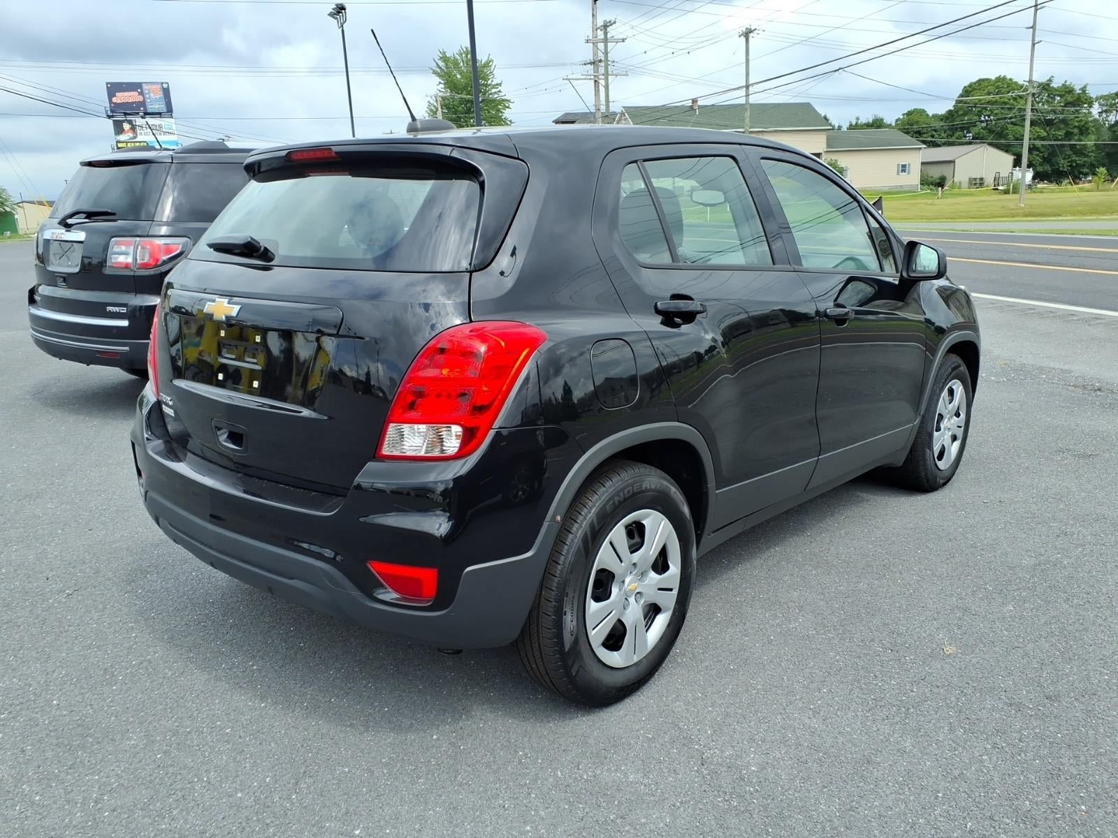 Certified 2017 Chevrolet Trax LS FWD image 3