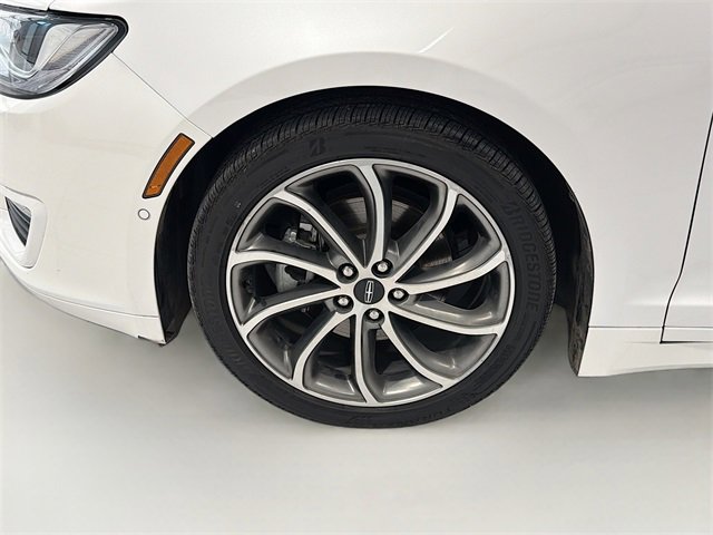 Used 2020 Lincoln MKZ Reserve w/ Monochromatic Package image 25