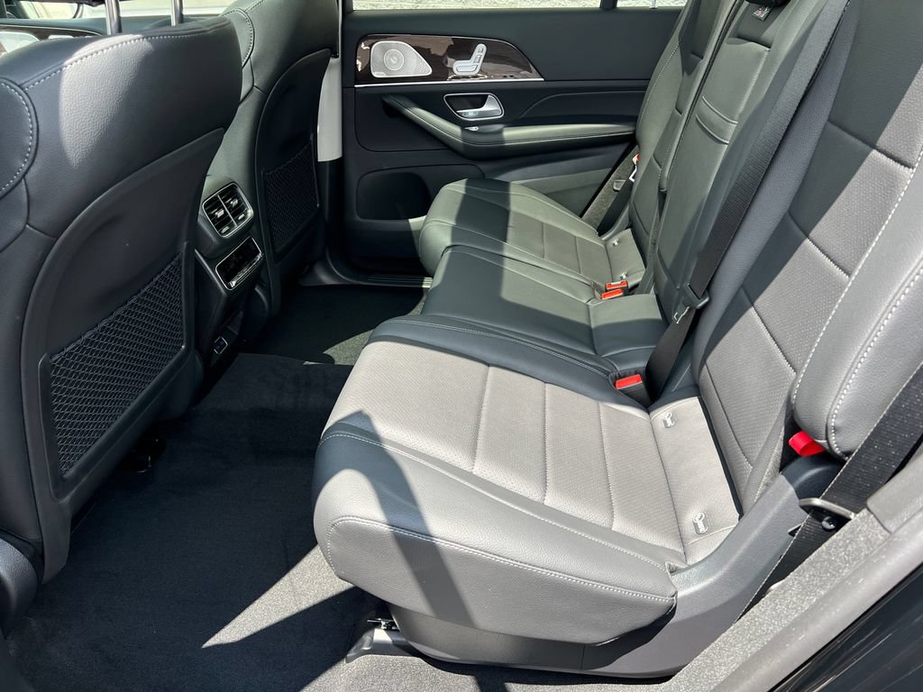 New 2026 Mercedes-Benz GLS 450 4MATIC image 26