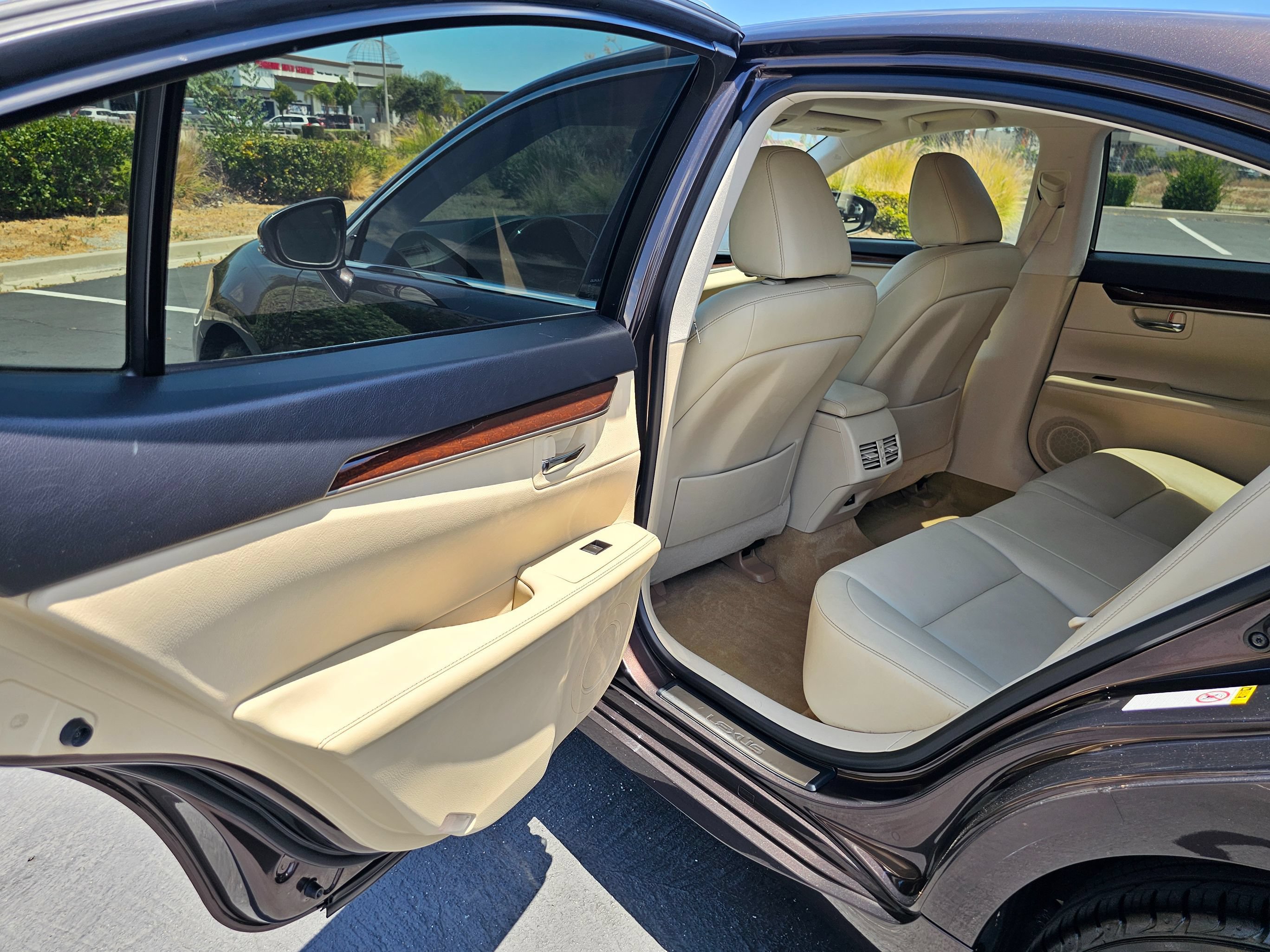Used 2013 Lexus ES 350 w/ Premium Pkg FWD image 17