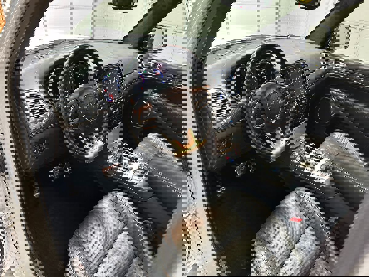 Used 2020 Jeep Grand Cherokee SRT AWD/4WD image 33