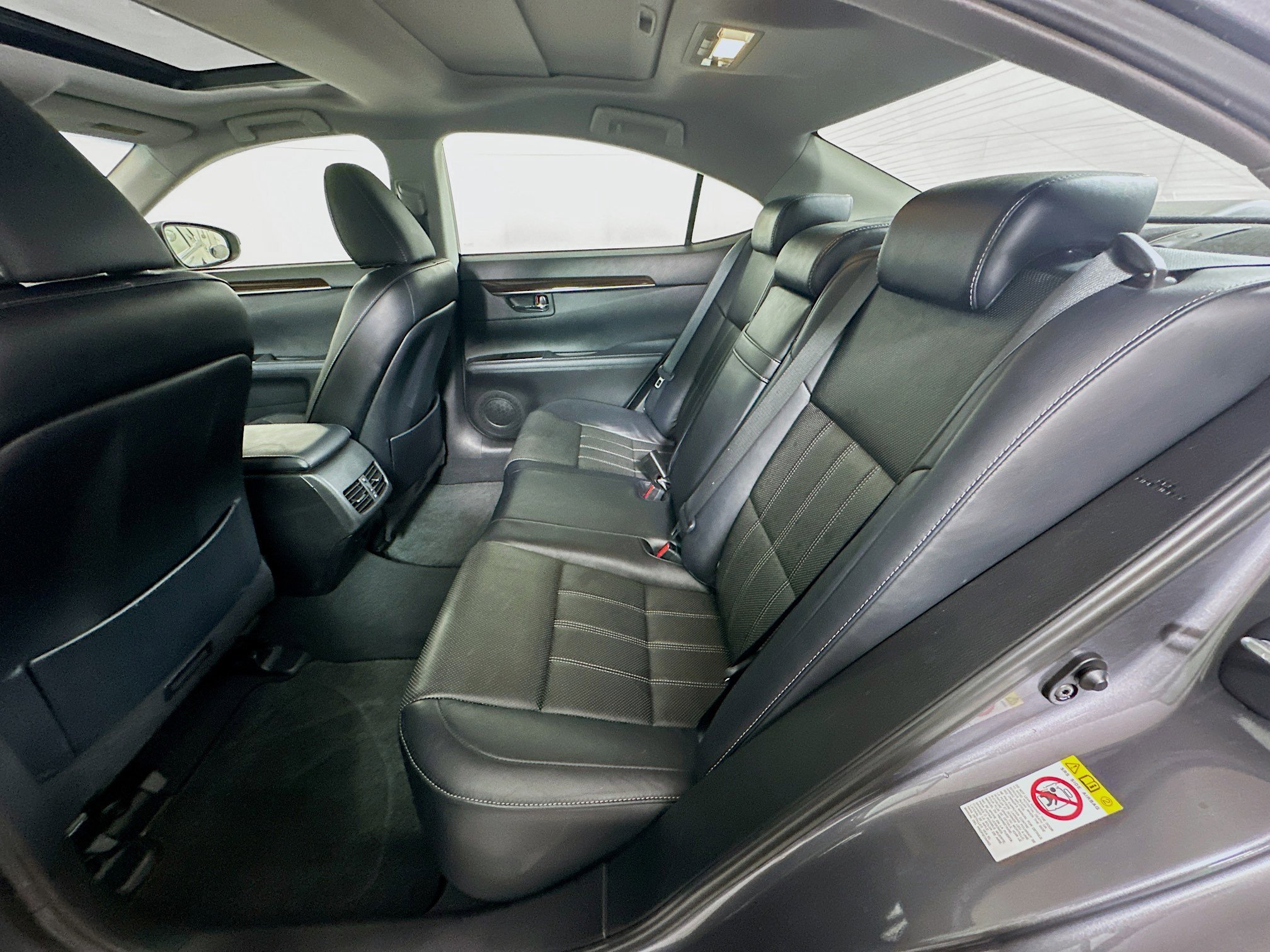 Used 2017 Lexus ES 350 w/ Luxury Package image 29