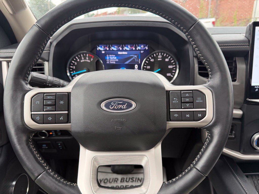 Used 2024 Ford Expedition XLT AWD/4WD image 30