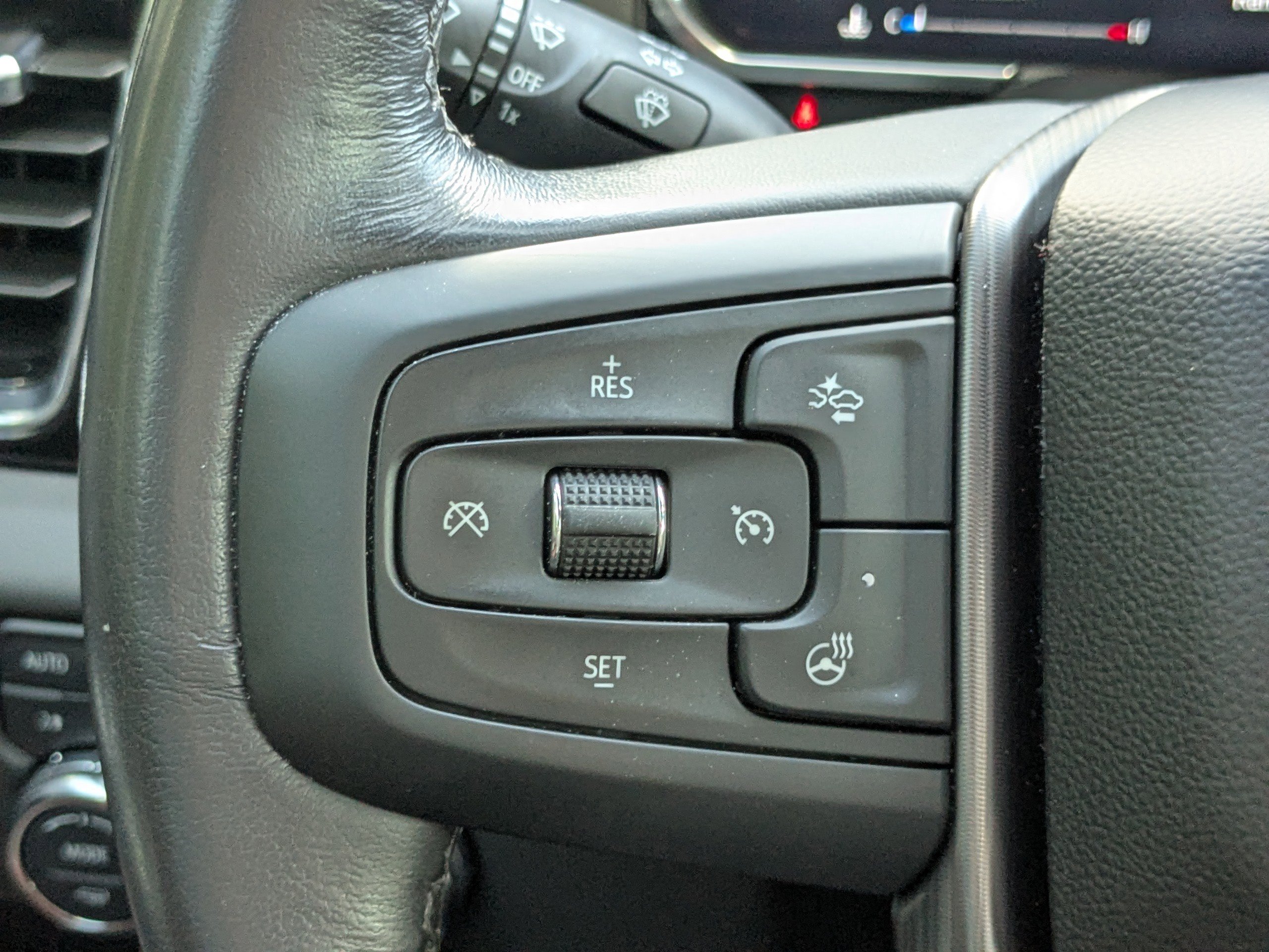 Used 2025 GMC Sierra 2500 Denali Ultimate image 24