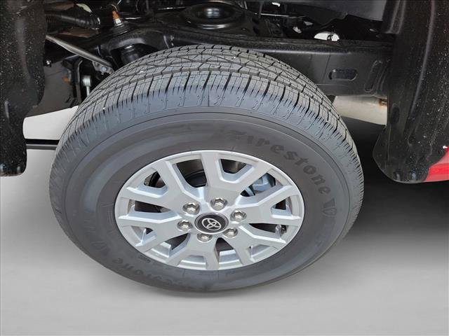Used 2026 Toyota Tacoma SR5 AWD/4WD image 12