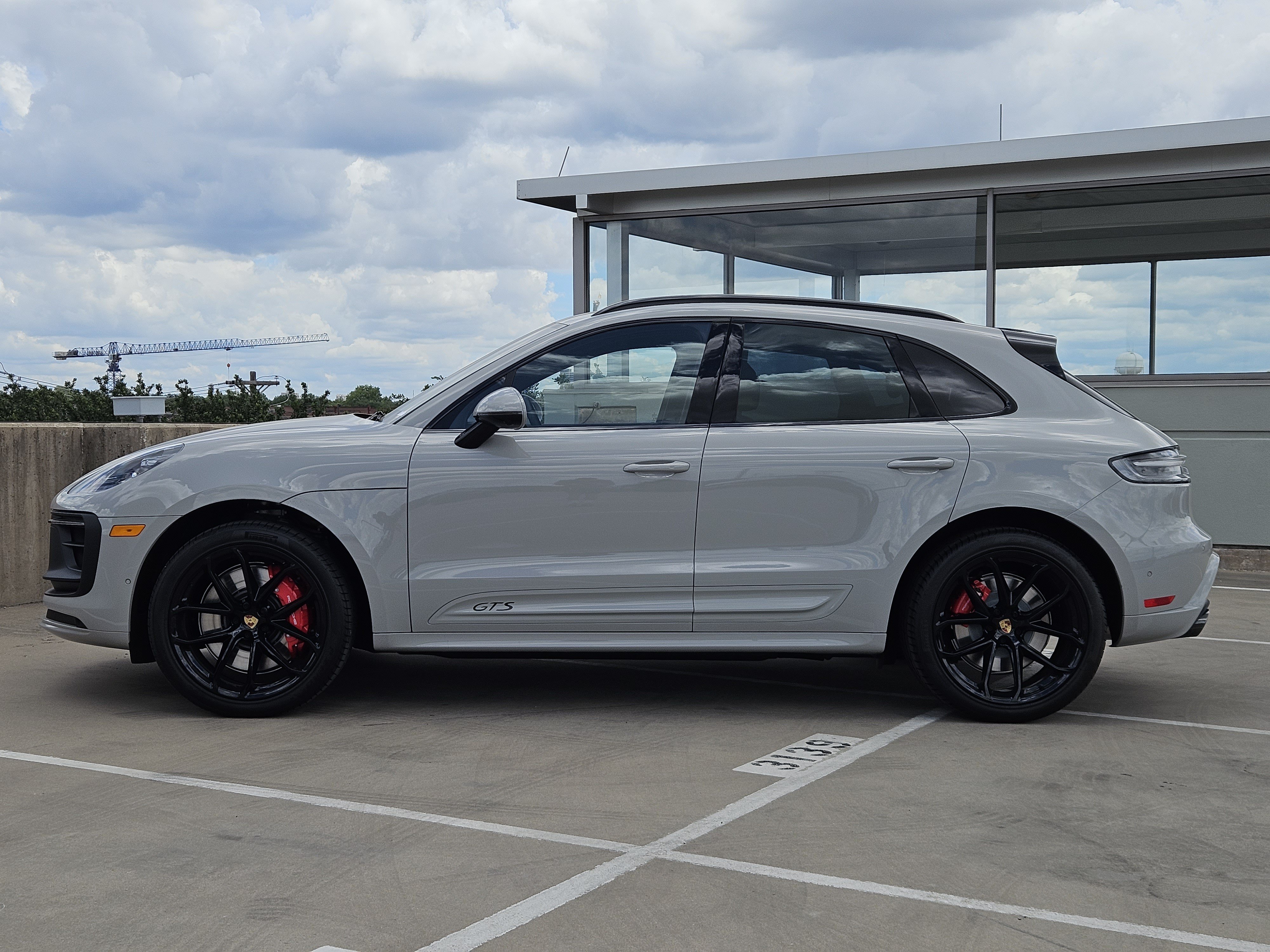 Certified 2026 Porsche Macan GTS AWD/4WD image 2