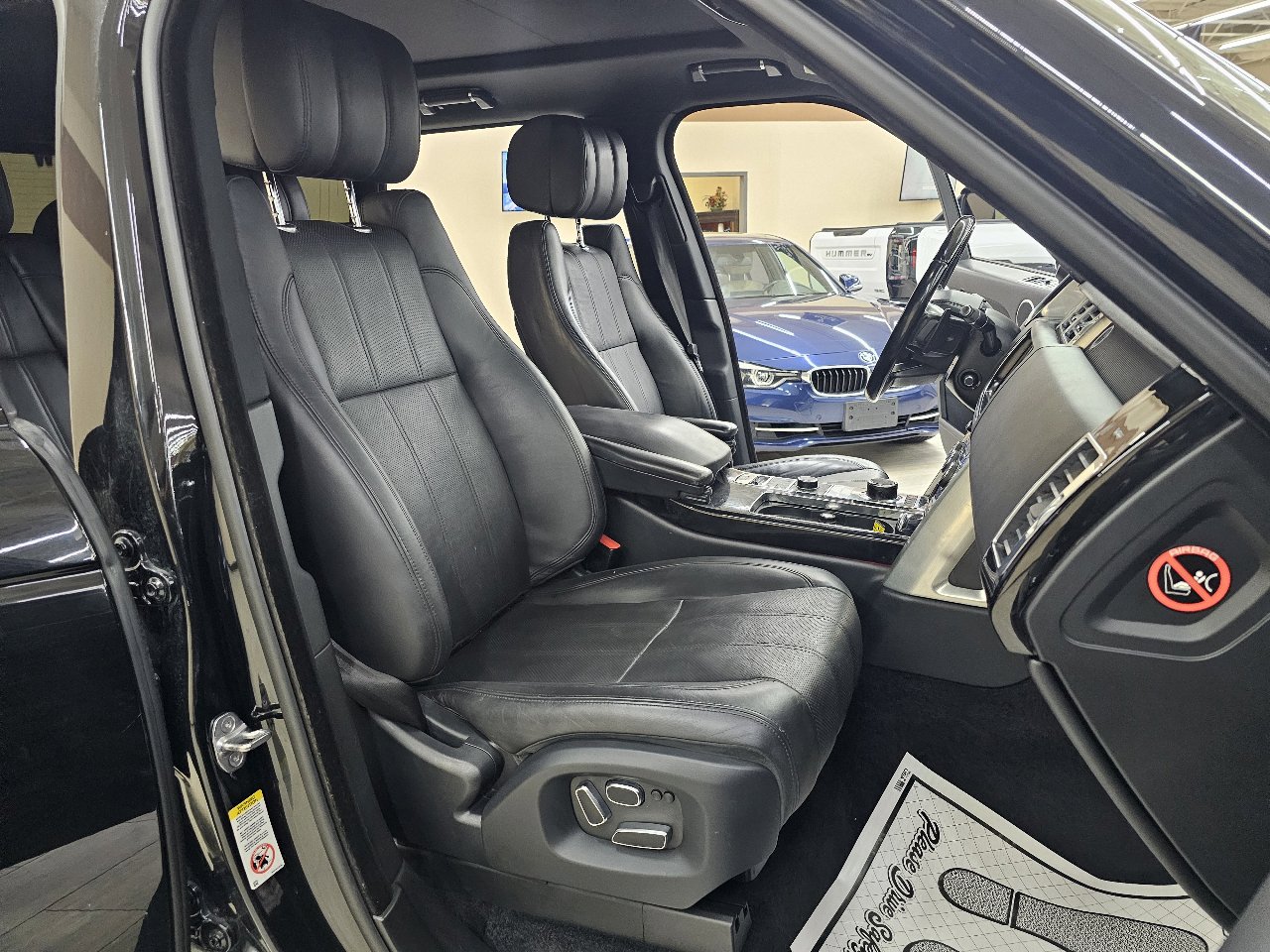 Used 2014 Land Rover Range Rover Supercharged image 19