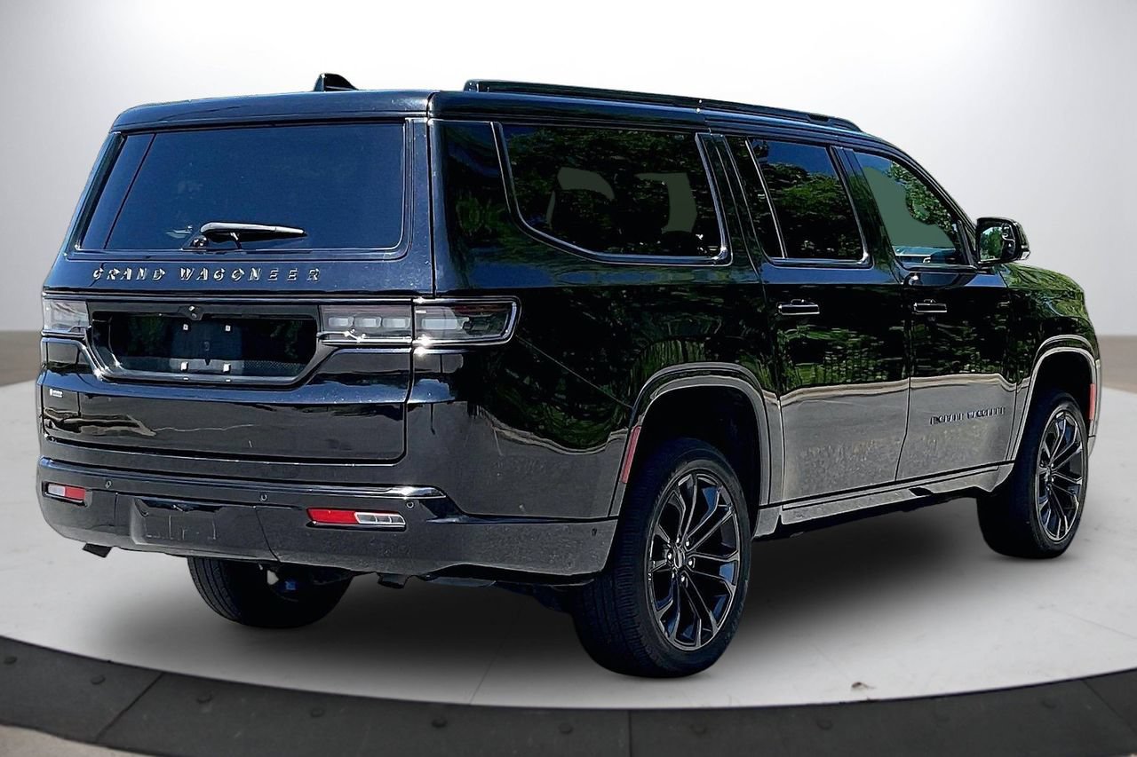 Certified 2024 Jeep Grand Wagoneer L Series II w/ Quick Order Packagew 28T AWD/4WD image 9