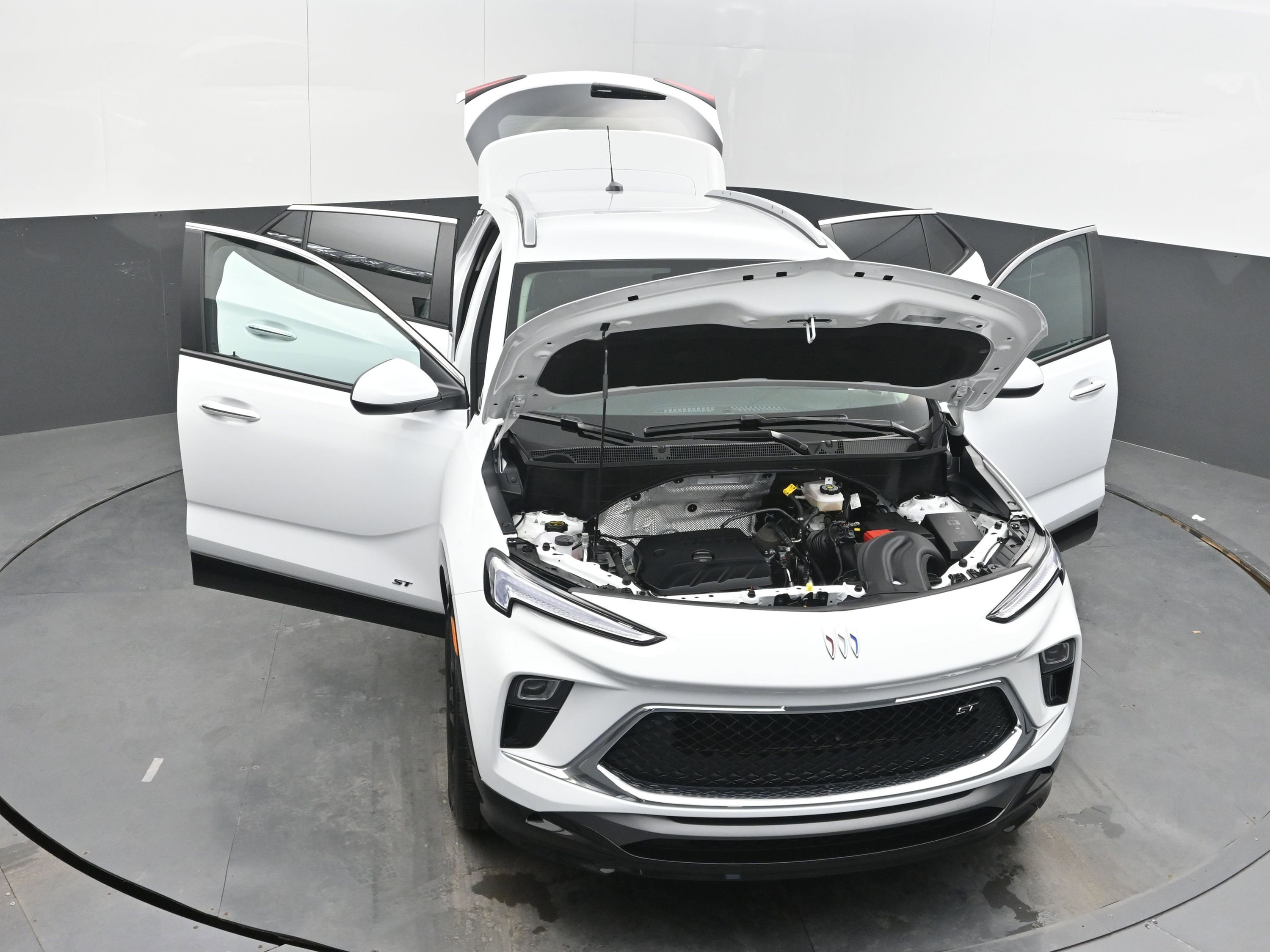 Certified 2026 Buick Encore GX Sport Touring w/ Comfort Package image 39