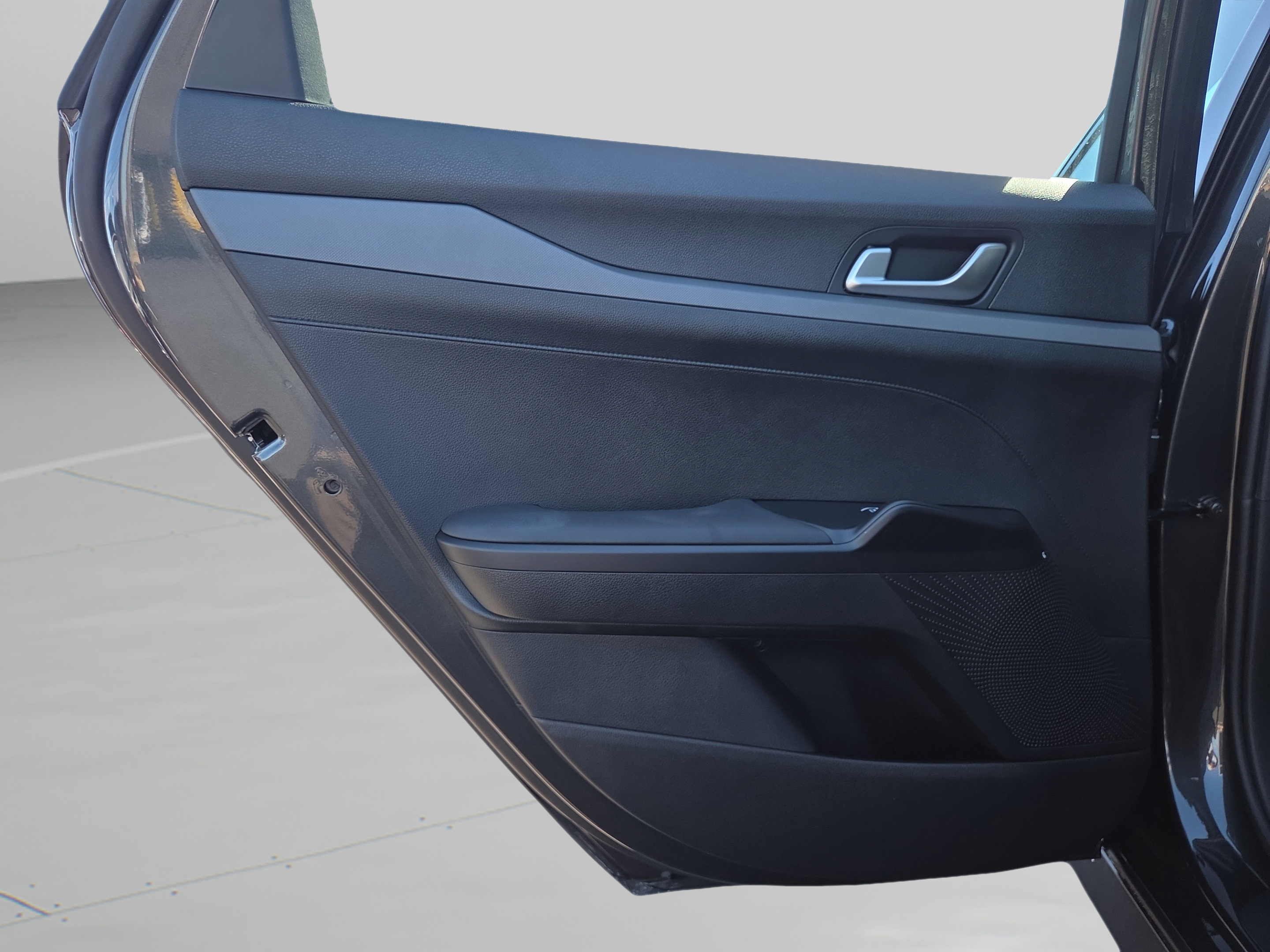 New 2026 Kia K5 LXS FWD image 28