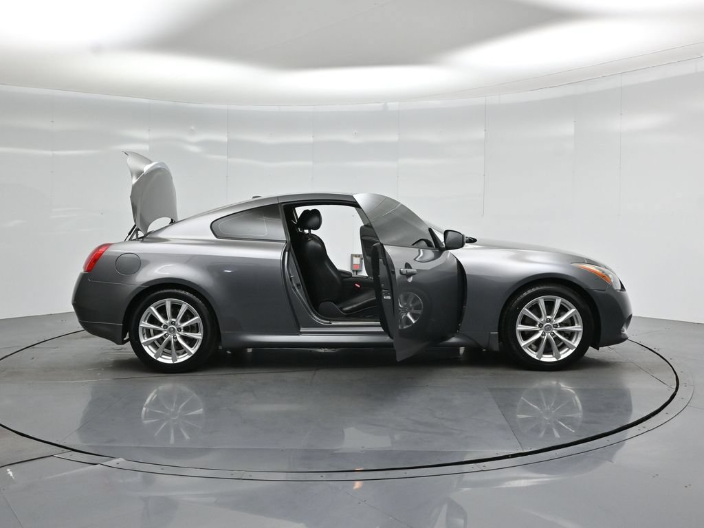 Used 2013 INFINITI G37 Journey w/ Premium Pkg RWD image 4