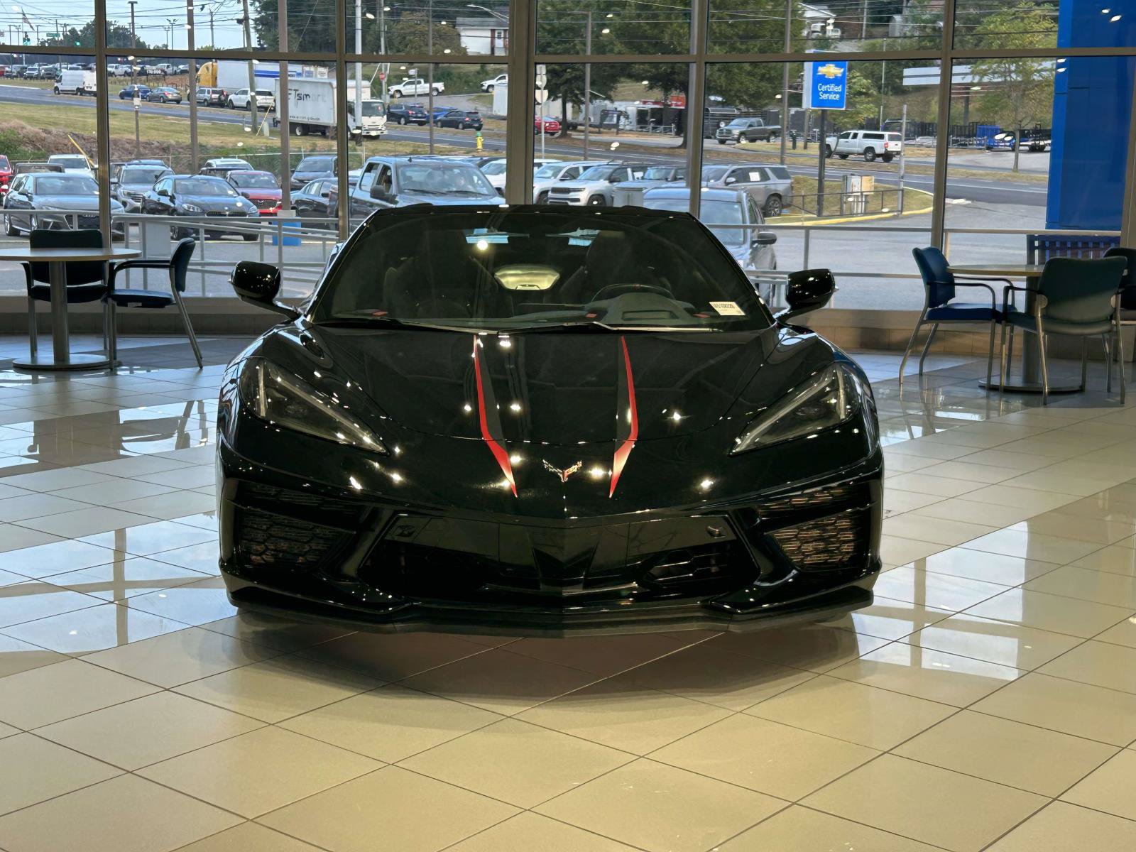 Used 2021 Chevrolet Corvette Stingray Premium Conv w/ Z51 Performance Package RWD image 2