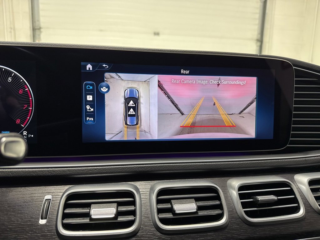 Used 2024 Mercedes-Benz GLS 450 4MATIC image 25