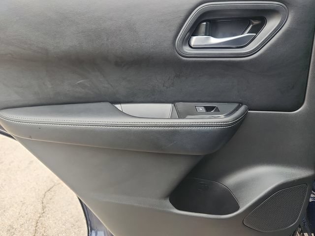 Used 2024 Nissan Rogue SV AWD/4WD image 26