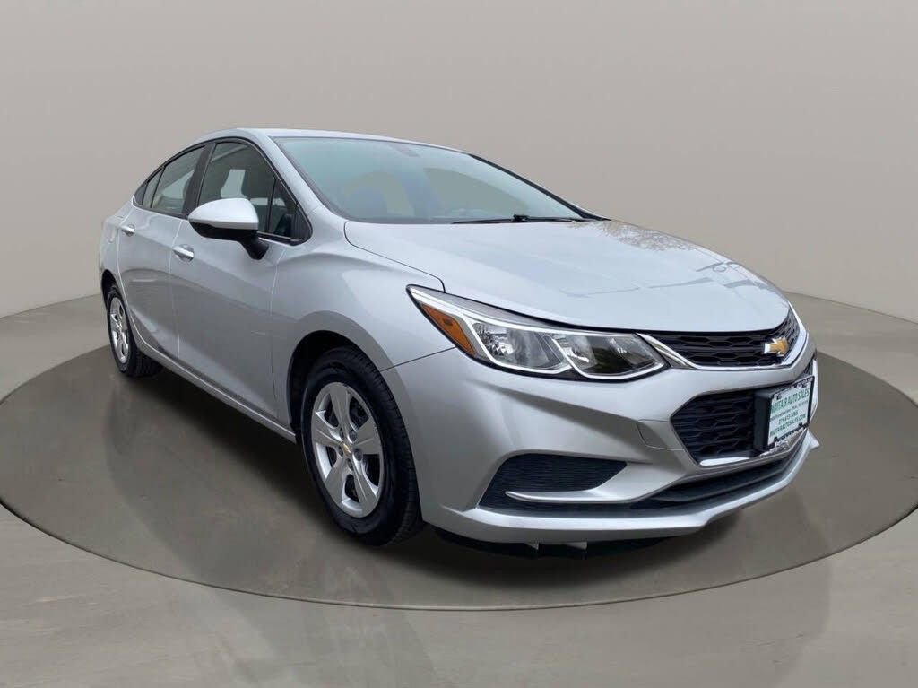 Used 2016 Chevrolet Cruze LS image 8