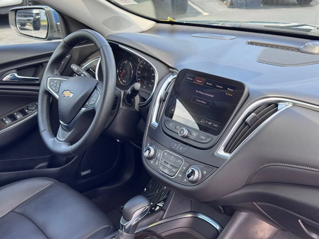 Used 2024 Chevrolet Malibu LT FWD image 19