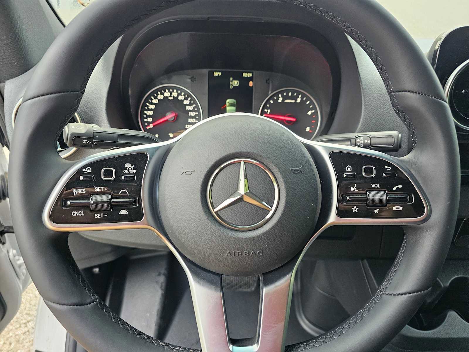 Used 2024 Mercedes-Benz Sprinter 3500 image 21